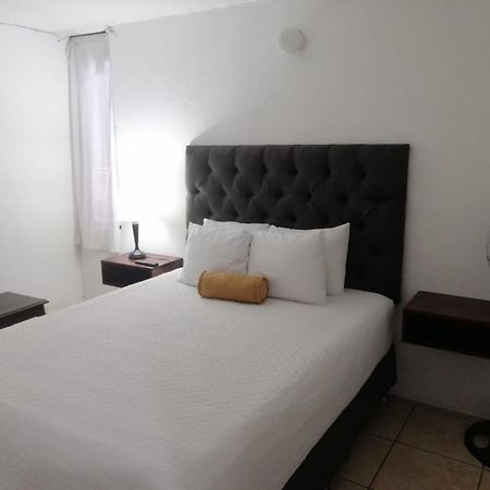 Global Airport Inn Free Shuttle Guatemala Dış mekan fotoğraf